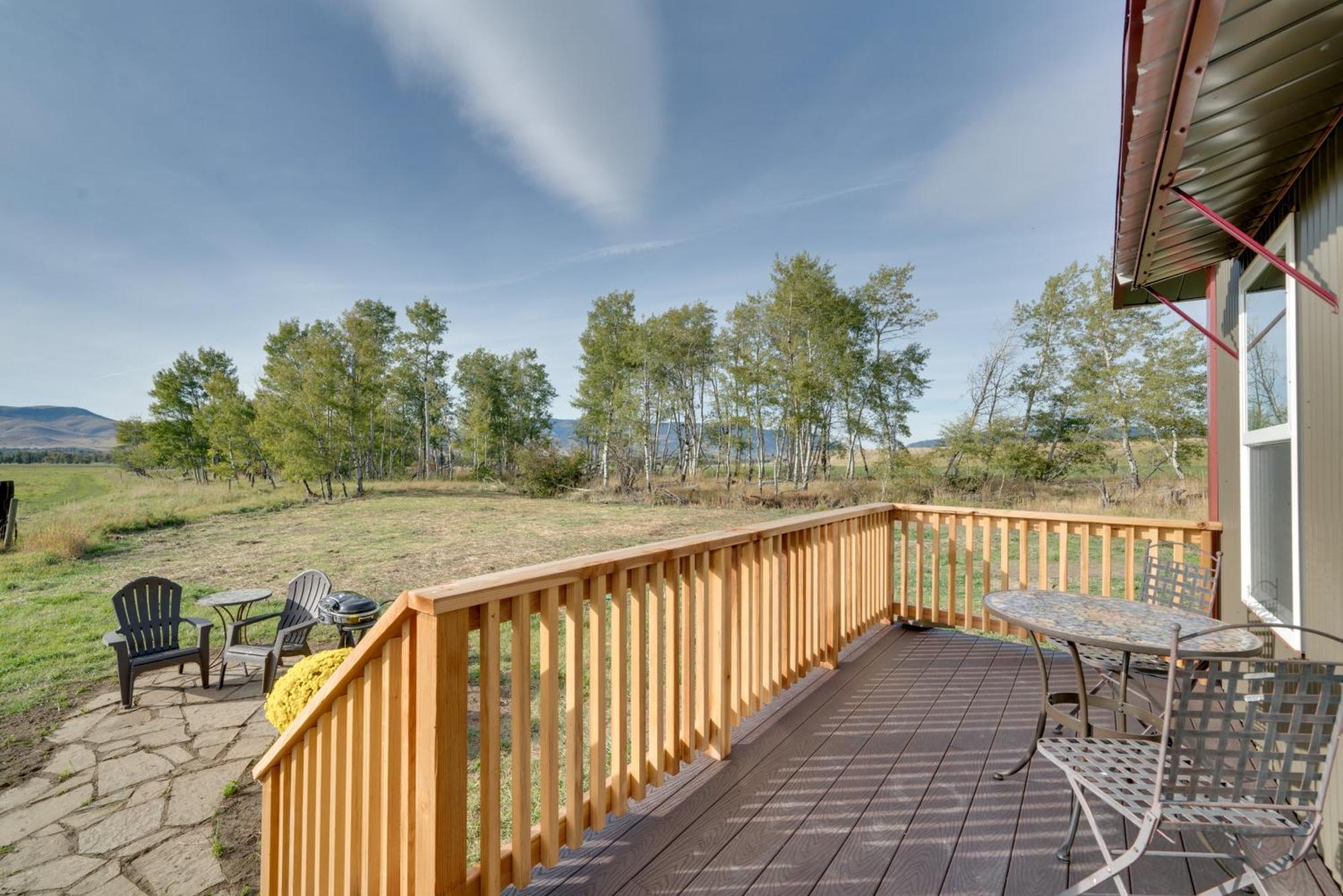 Beautiful Ranch Cottage - 45 Mi To Yellowstone Np! Ливингстън Екстериор снимка