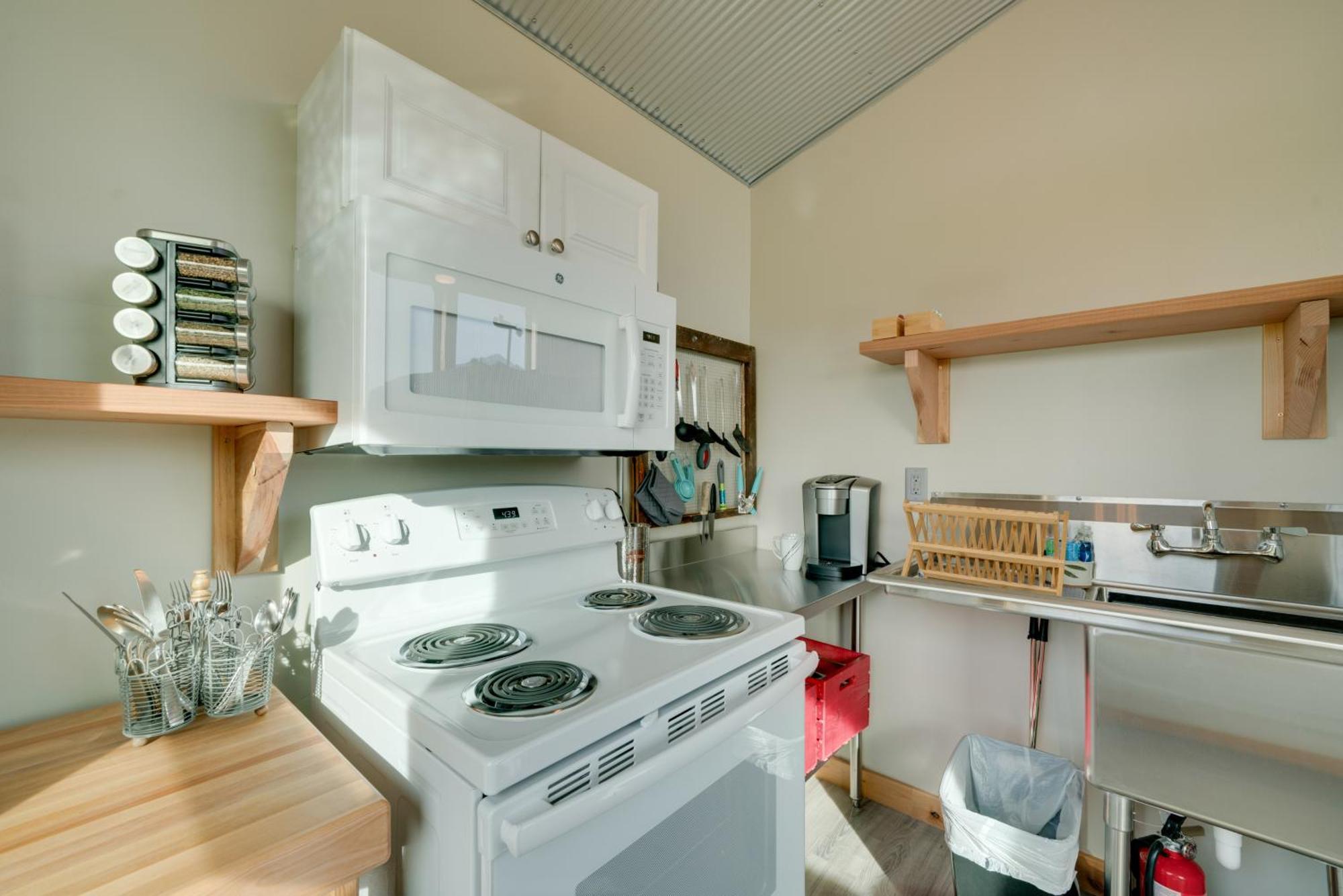 Beautiful Ranch Cottage - 45 Mi To Yellowstone Np! Ливингстън Екстериор снимка