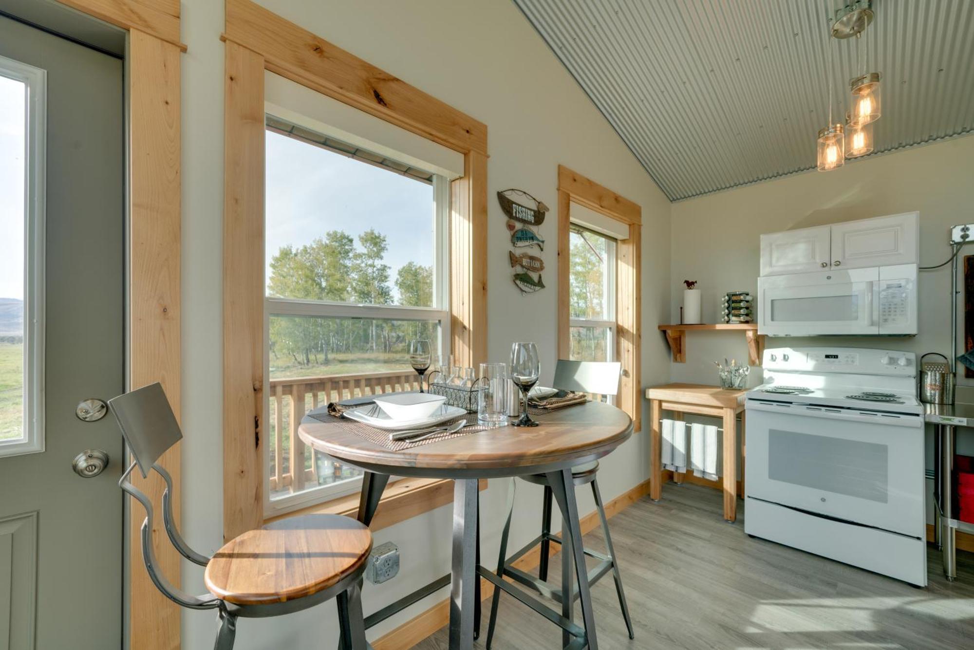Beautiful Ranch Cottage - 45 Mi To Yellowstone Np! Ливингстън Екстериор снимка